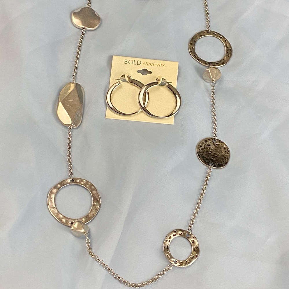 NECKLACE & EARRINGS